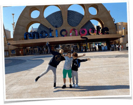 Kids Enjoying a Dubai Family Trip